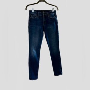 Joe’s Jeans Curvy Skinny Style